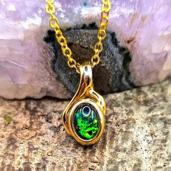Vintage Australian Opal Pendant Necklace - Picture 1 of 8